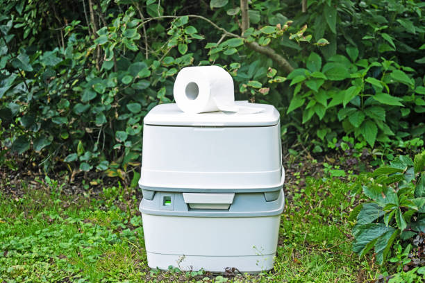 Best Luxury portable toilet rental  in Westchester, IL